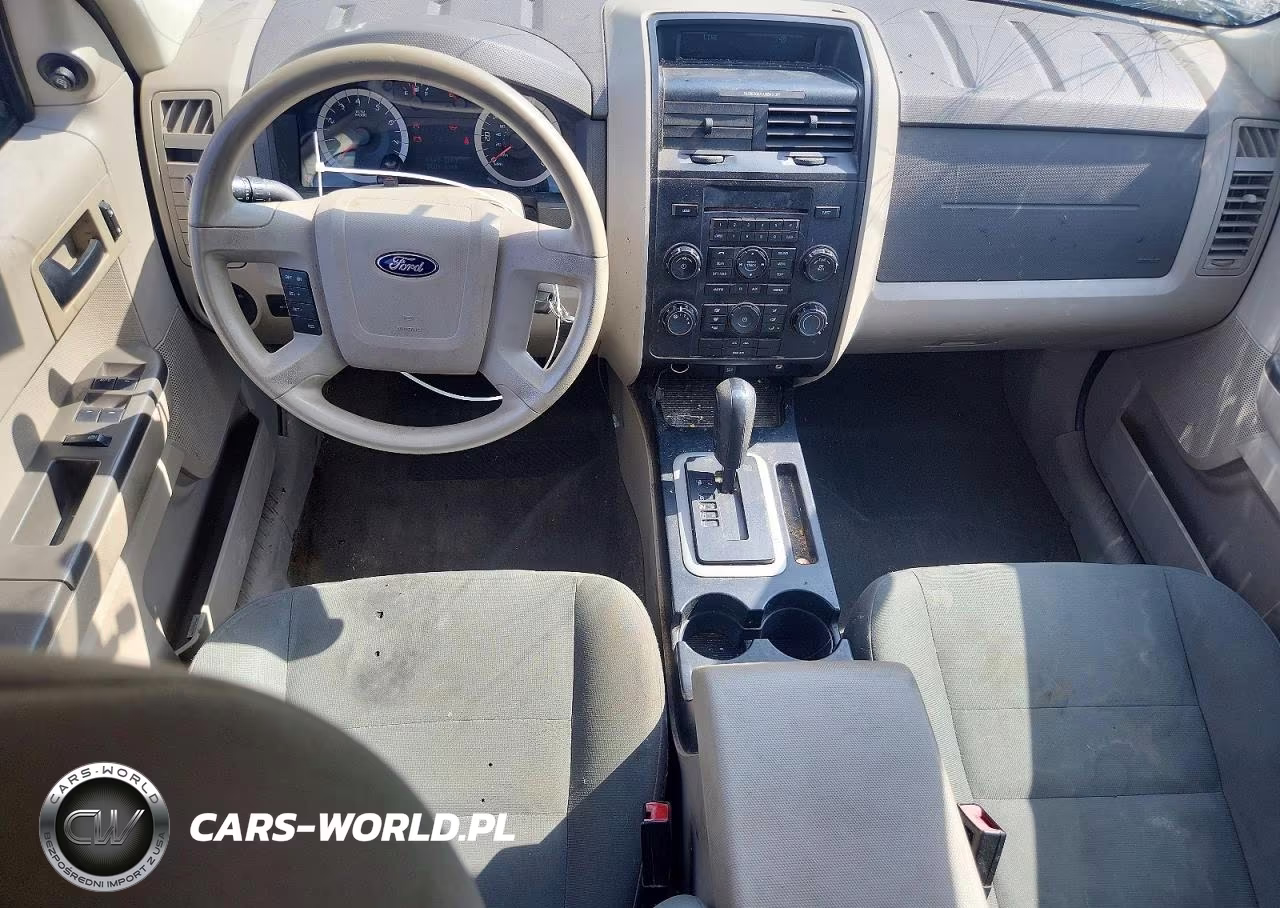 2011 Ford Escape Xls VIN:1FMCU9C75BKC64283 - 8