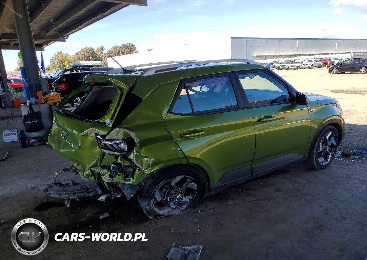 2023 Hyundai Venue Sel VIN:KMHRC8A36PU266160 - 3