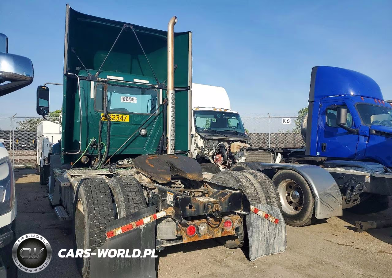 2017 Mack Cxu612 Semi Truck VIN:1M1AW01X0HM009655 - 3
