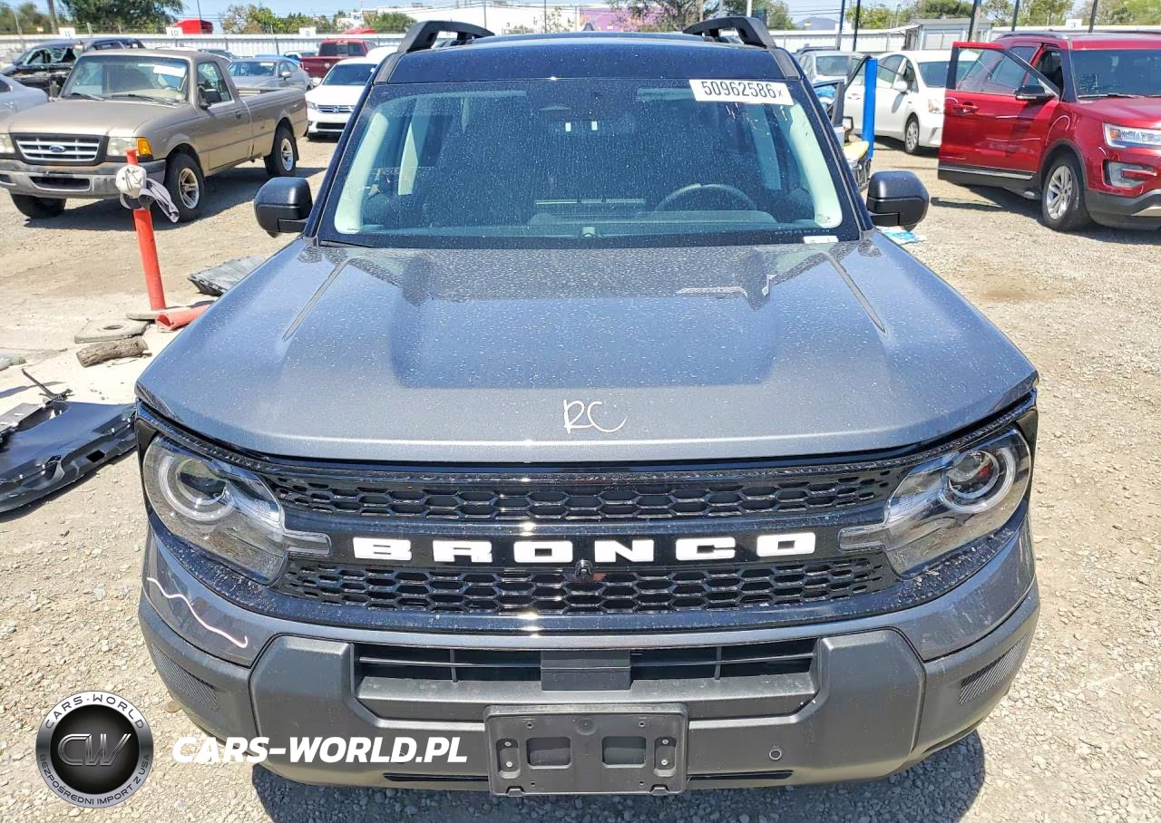 2025 Ford Bronco Sport Outer Banks VIN:3FMCR9CN6SRE27230 - 5
