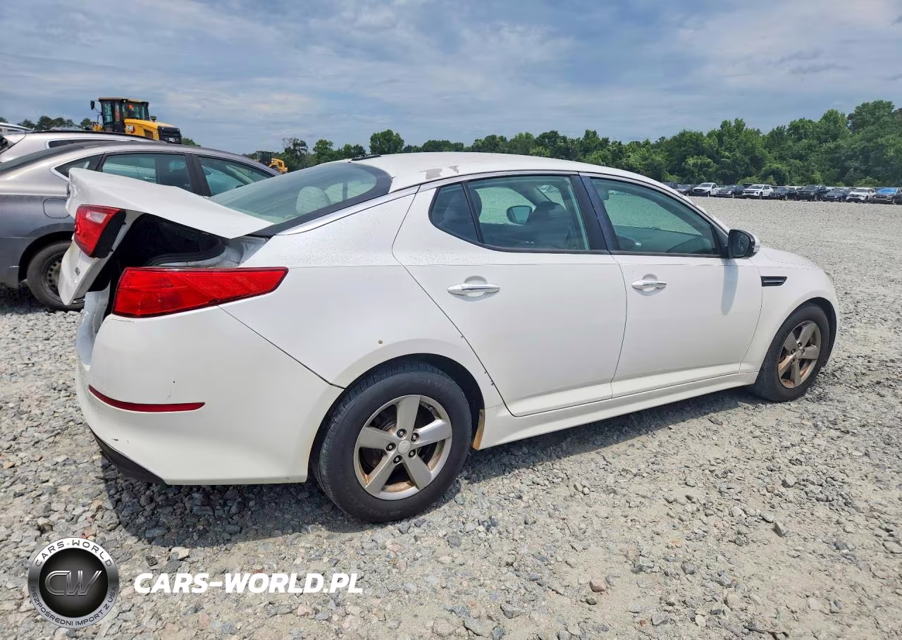 2014 Kia Optima Lx VIN:5XXGM4A7XEG315870 - 3