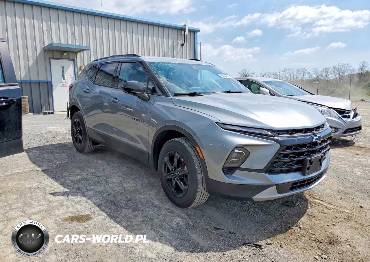 2023 Chevrolet Blazer 2Lt VIN:3GNKBHR46PS220115 - 4