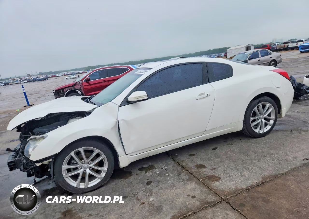 2010 Nissan Altima Sr – zdjęcie 1 z 13