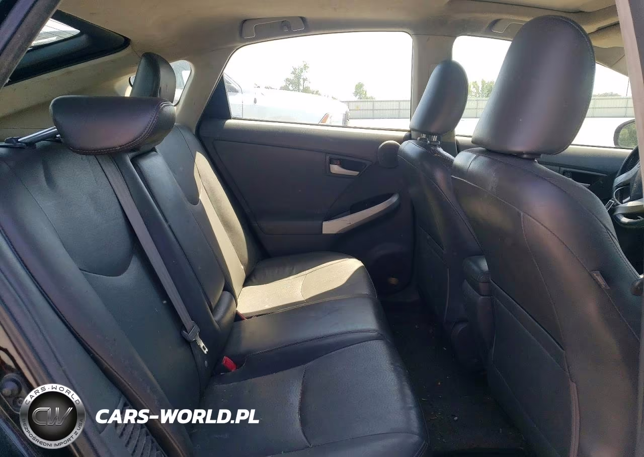 2011 Toyota Prius Four VIN:JTDKN3DU5B5298396 - 10