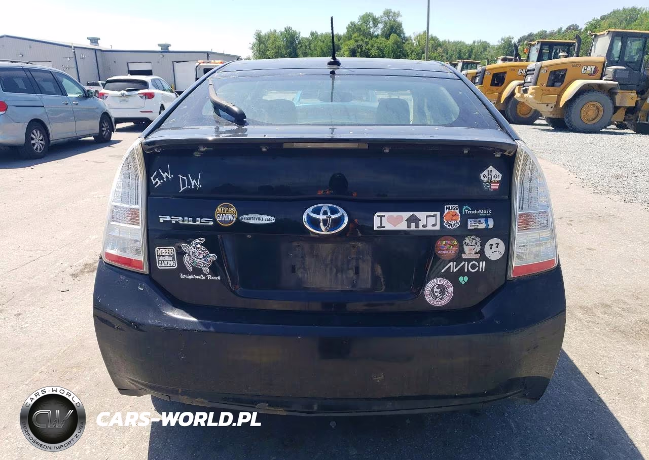 2011 Toyota Prius Four VIN:JTDKN3DU5B5298396 - 6