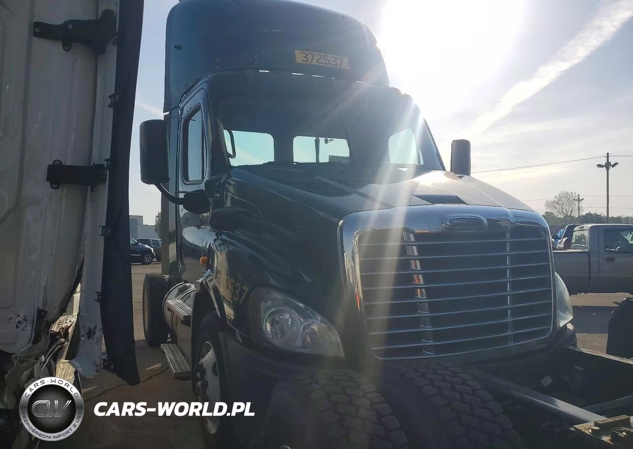 2018 Freightliner Cascadia 1 - Semi Truck