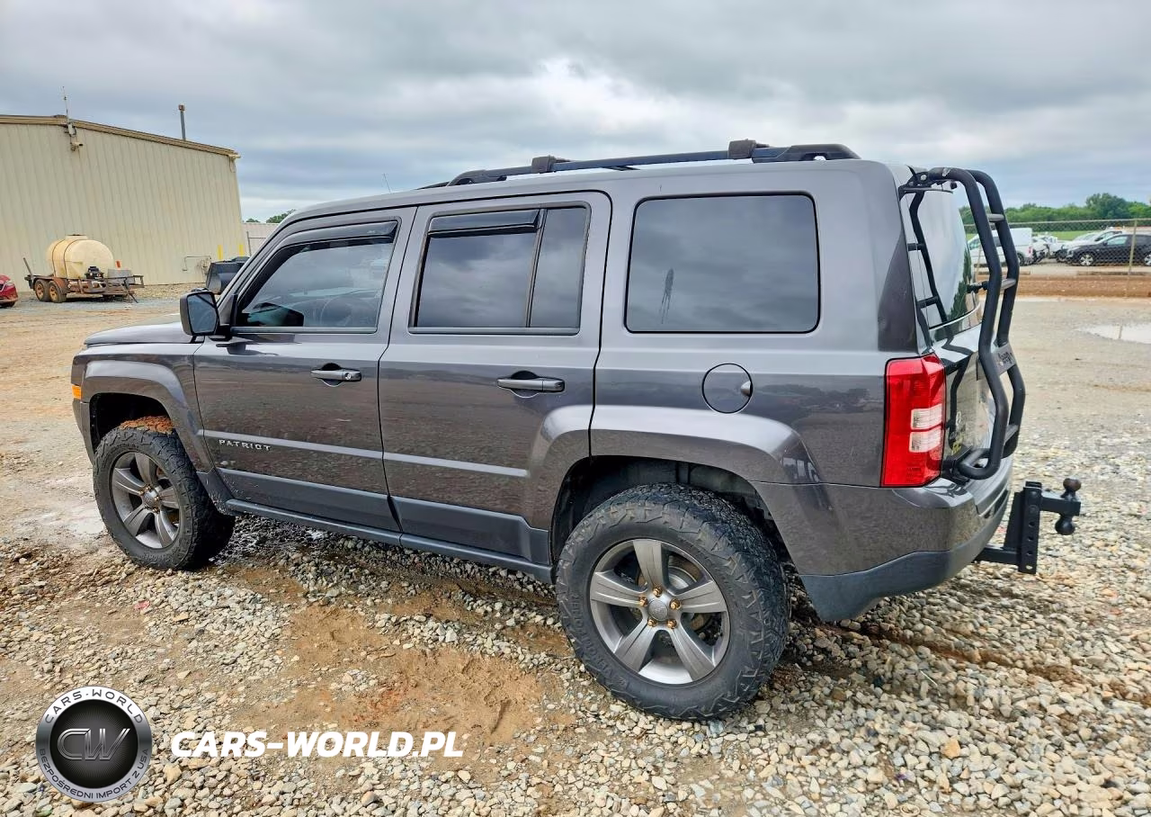 2015 Jeep Patriot Latitude VIN:1C4NJRFBXFD154412 - 2