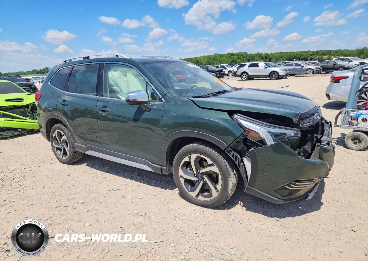 2022 Subaru Forester Touring VIN:JF2SKARC8NH461284 - 4