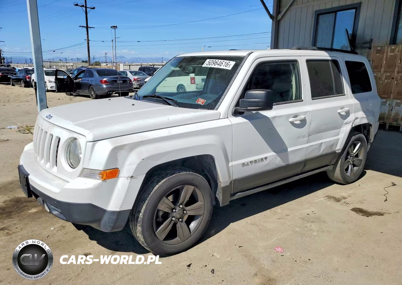 2015 Jeep Patriot Latitude VIN:1C4NJPFAXFD126525 - 1