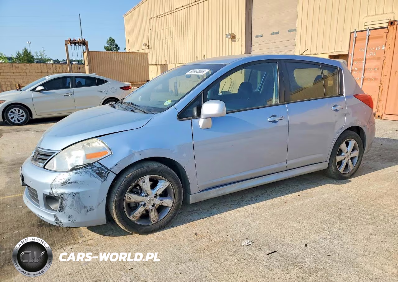 2011 Nissan Versa 1.8 S