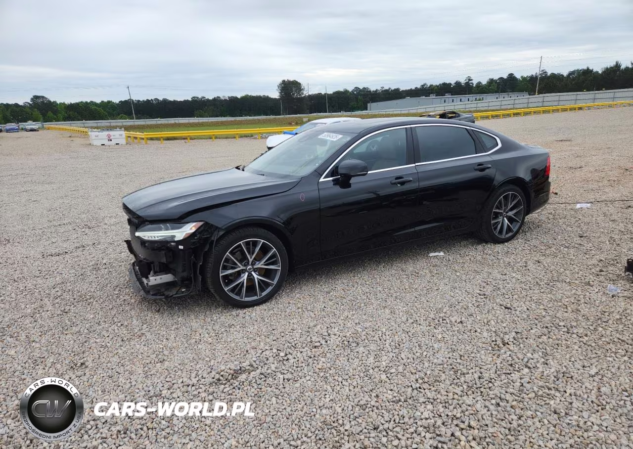 2018 Volvo S90 T5 Momentum