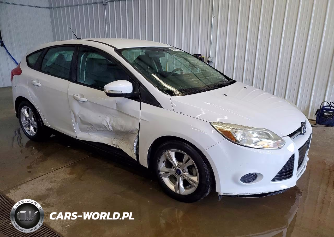 2013 Ford Focus Se VIN:1FADP3K20DL378441 - 4