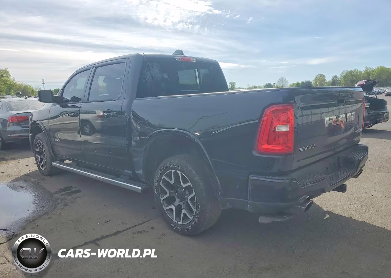 2025 Ram 1500 Laramie VIN:1C6SRFJP4SN582470 - 2