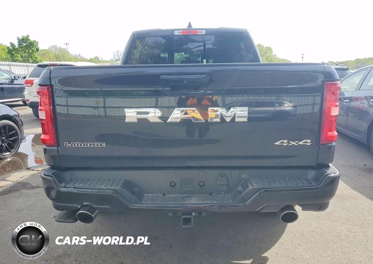2025 Ram 1500 Laramie VIN:1C6SRFJP4SN582470 - 6
