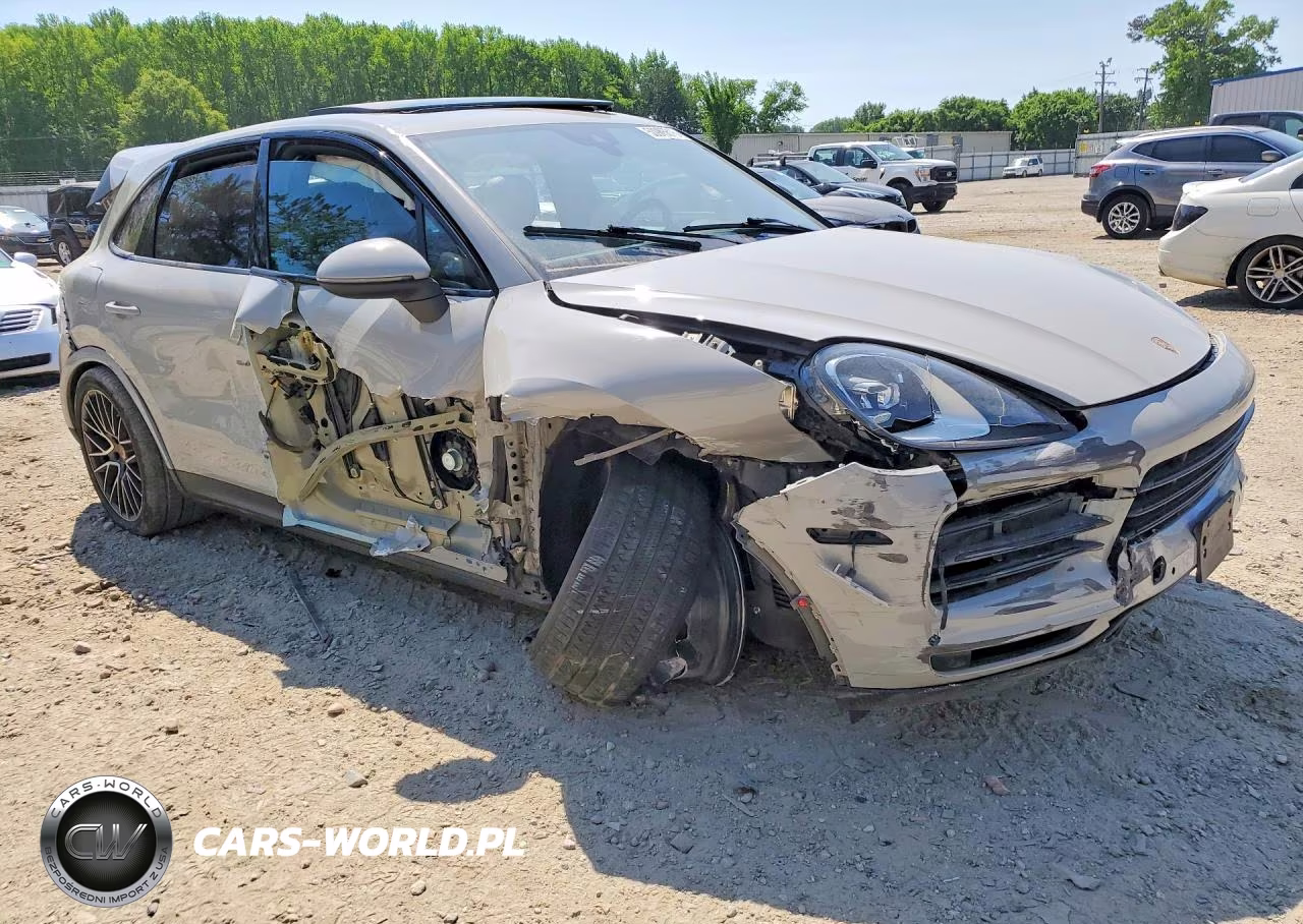 2021 Porsche Cayenne VIN:WP1AA2AY1MDA03682 - 4