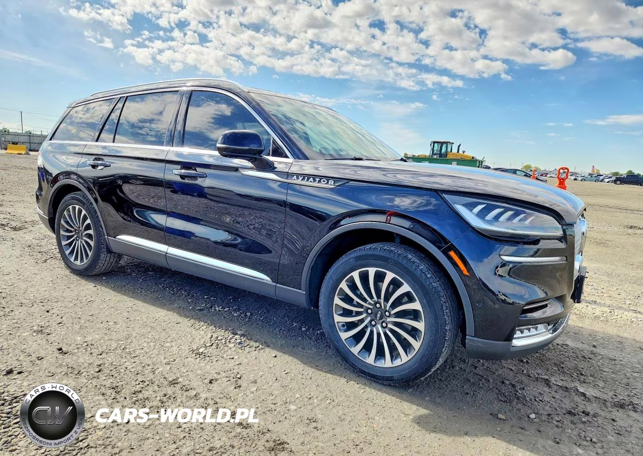 2020 Lincoln Aviator Reserve VIN:5LM5J7XCXLGL23150 - 4