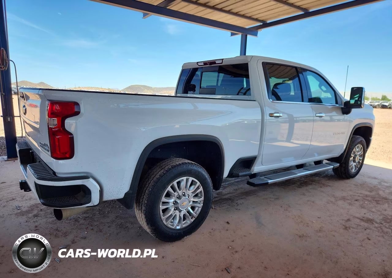 2022 Chevrolet Silverado K2500 High Country VIN:1GC1YREY3NF250336 - 3