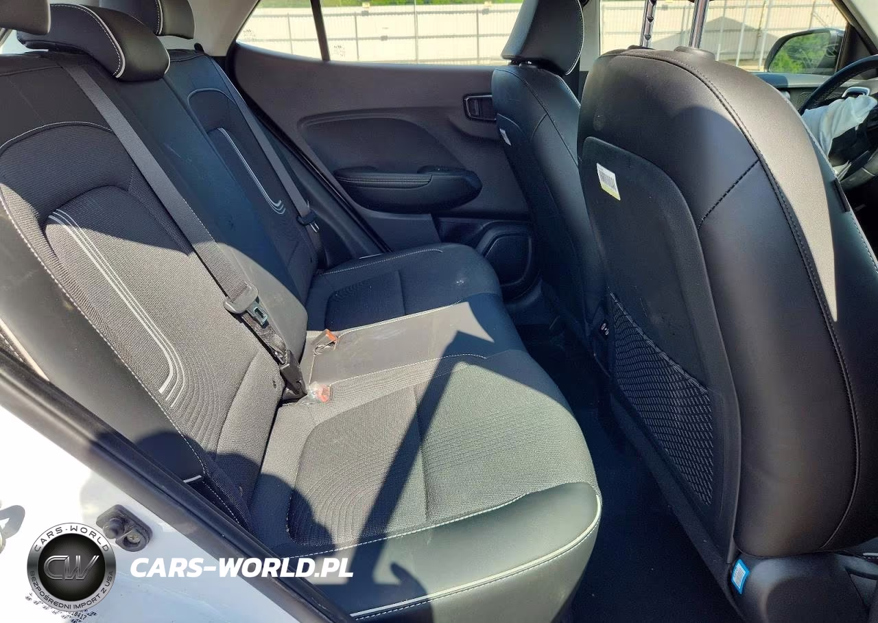 2024 Hyundai Venue Limited VIN:KMHRC8A34RU310417 - 11