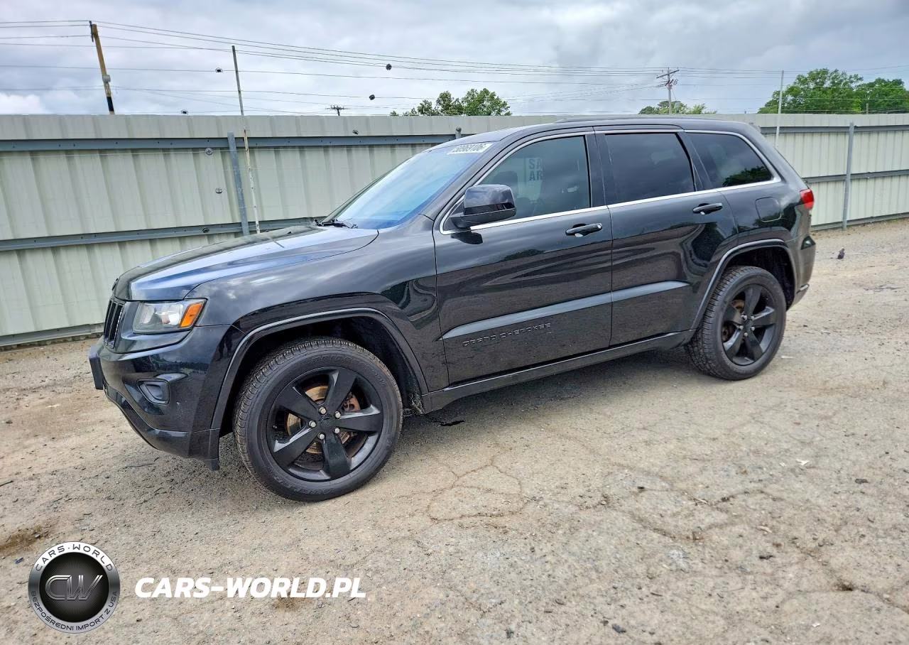 2015 Jeep Grand Cherokee Laredo VIN:1C4RJFAG9FC921644 - 1
