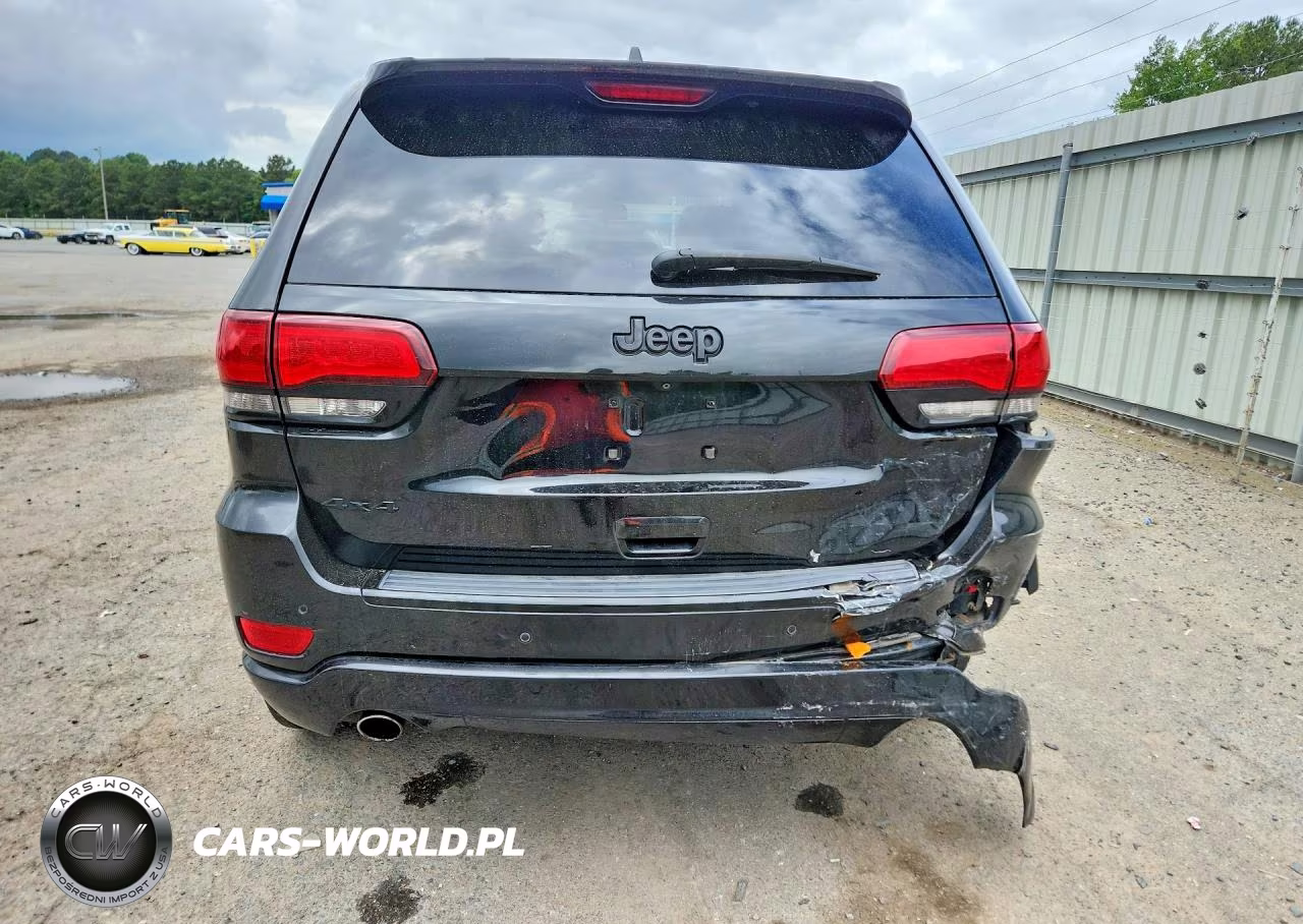 2015 Jeep Grand Cherokee Laredo VIN:1C4RJFAG9FC921644 - 6