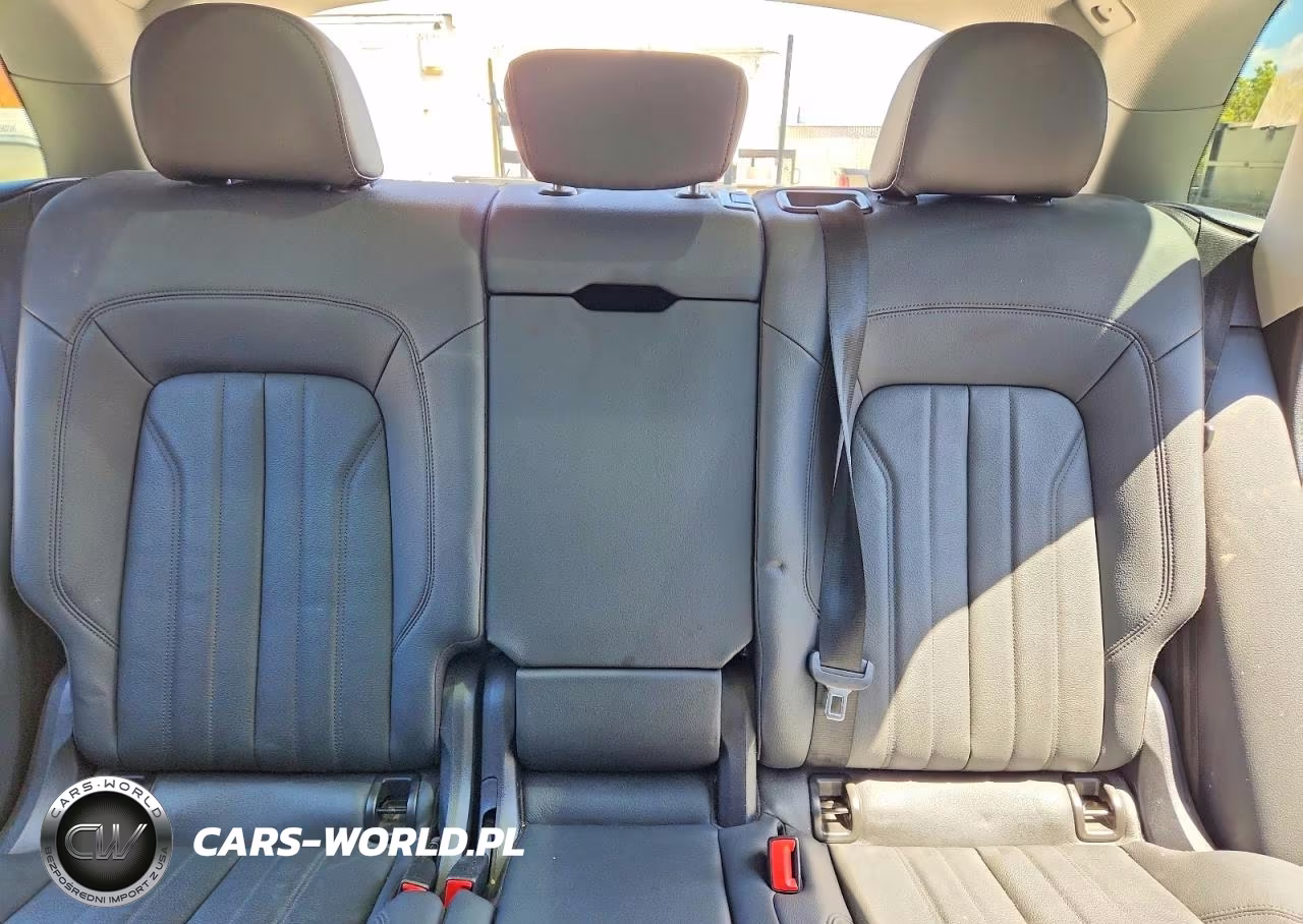 2020 Audi Q5 Premium VIN:WA1ANAFY5L2084652 - 10