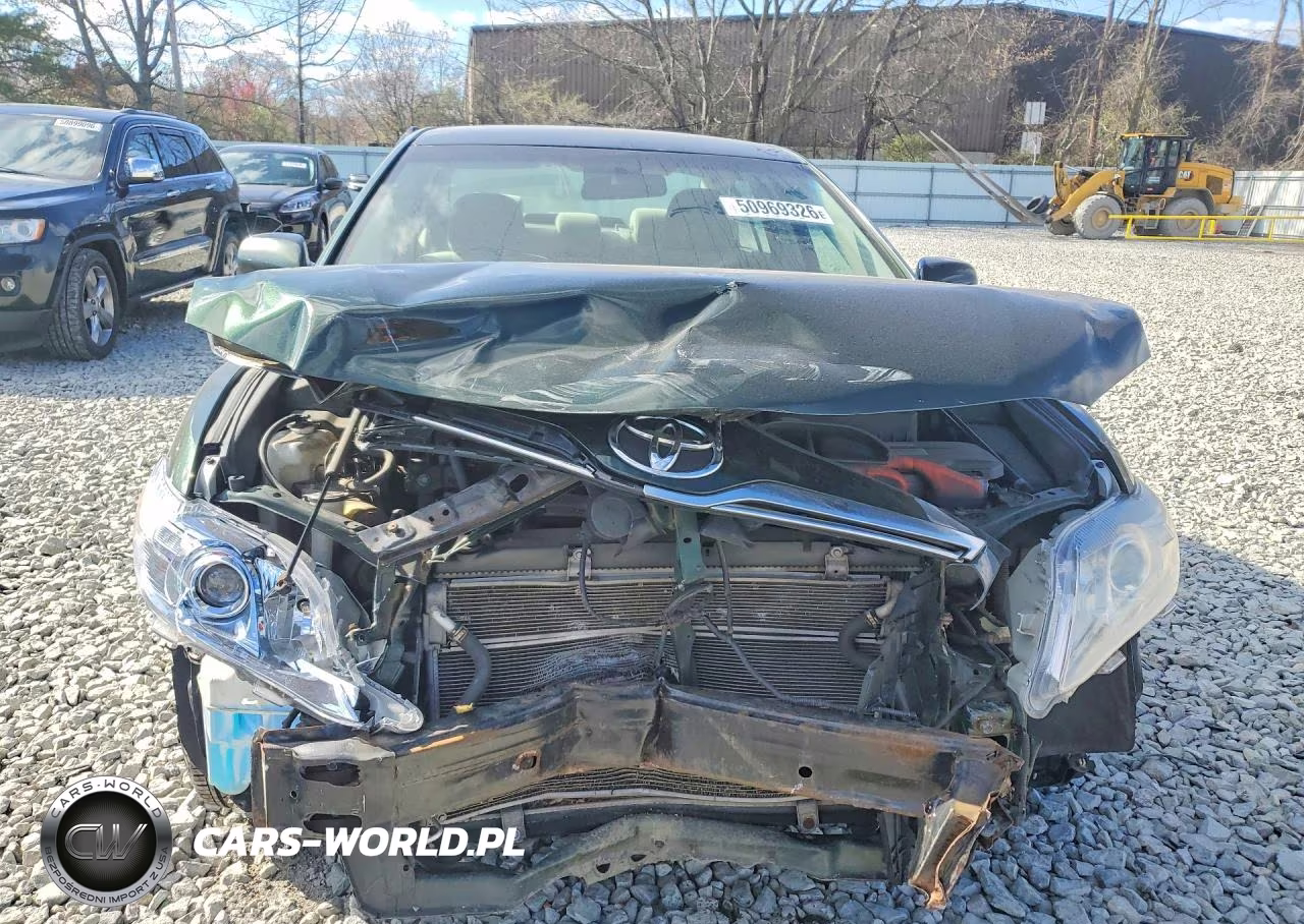 2011 Toyota Camry Hybrid VIN:4T1BB3EKXBU140093 - 5