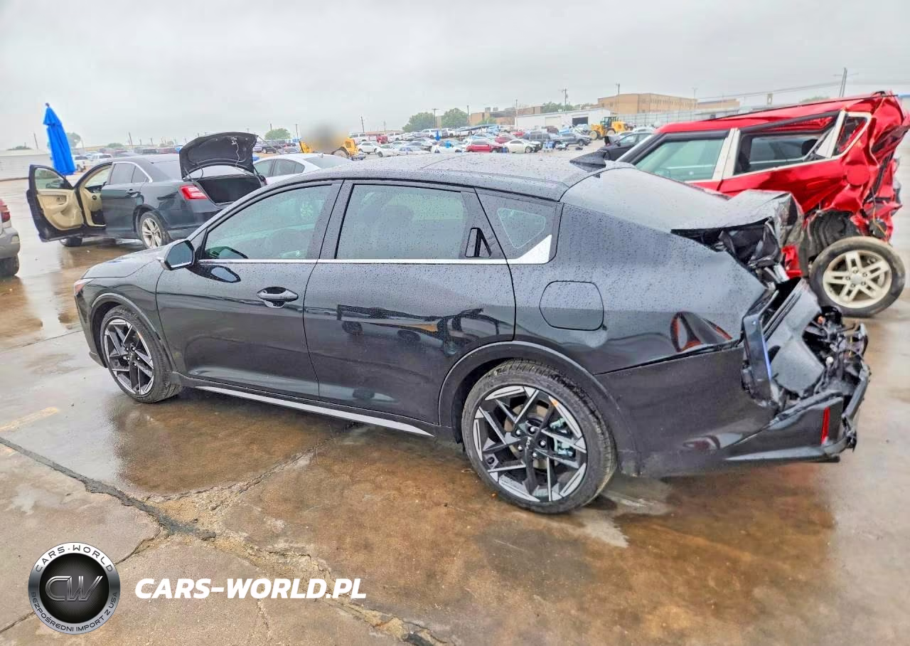 2026 Kia K4 Gt Line VIN:3KPFW4DE4TE313649 - 2