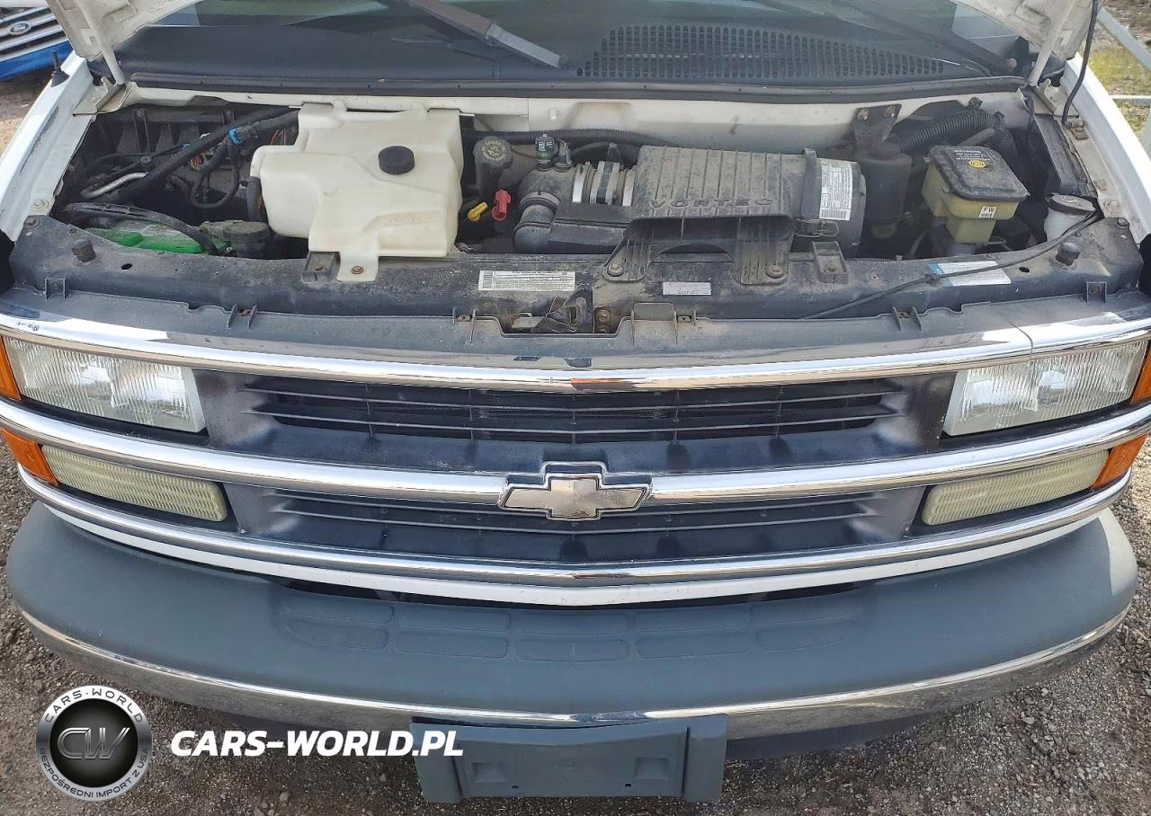2001 Chevrolet Express Cutaway G3500 VIN:1GBJG31G311211500 - 7