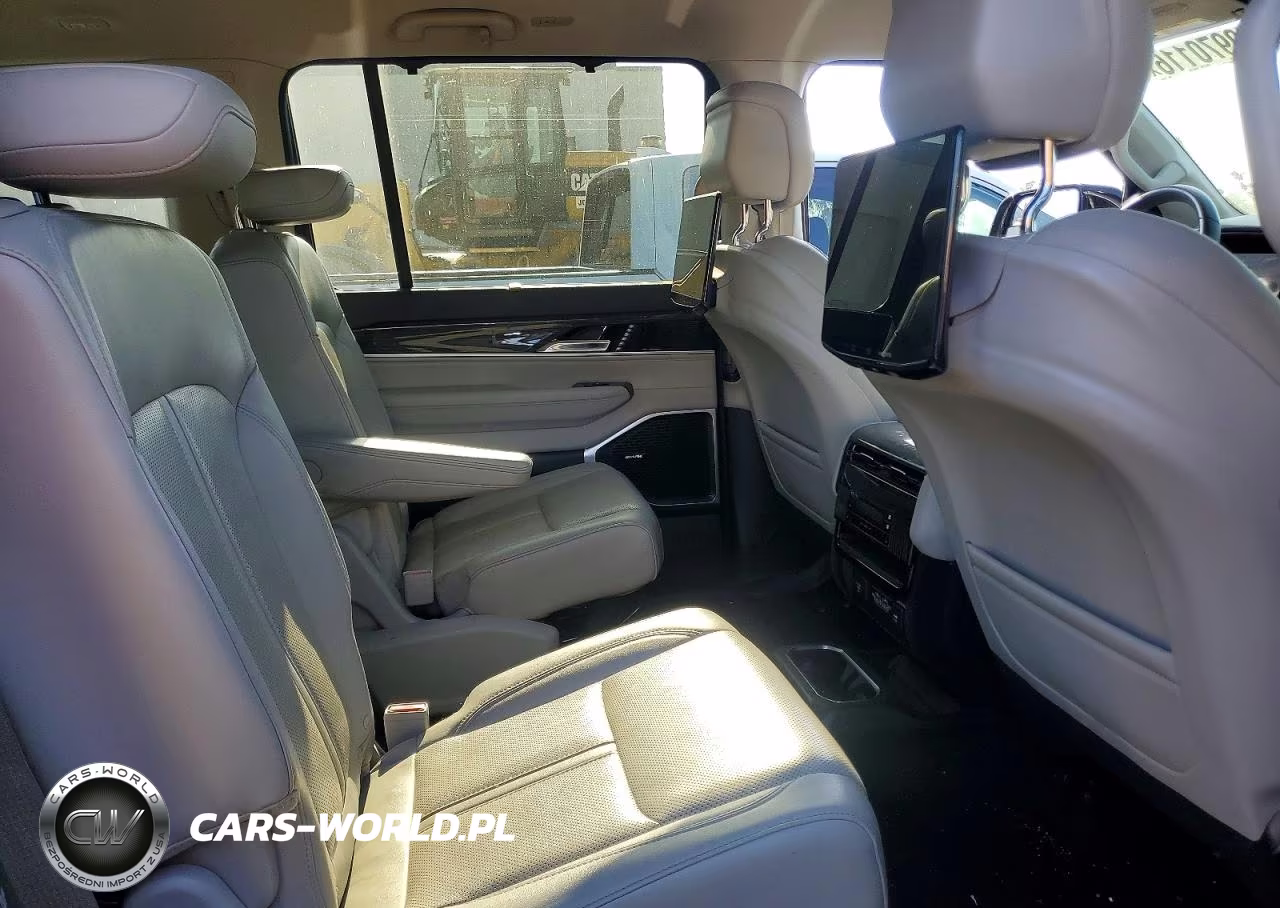 2022 Jeep Wagoneer Series Iii VIN:1C4SJVDT3NS107630 - 11