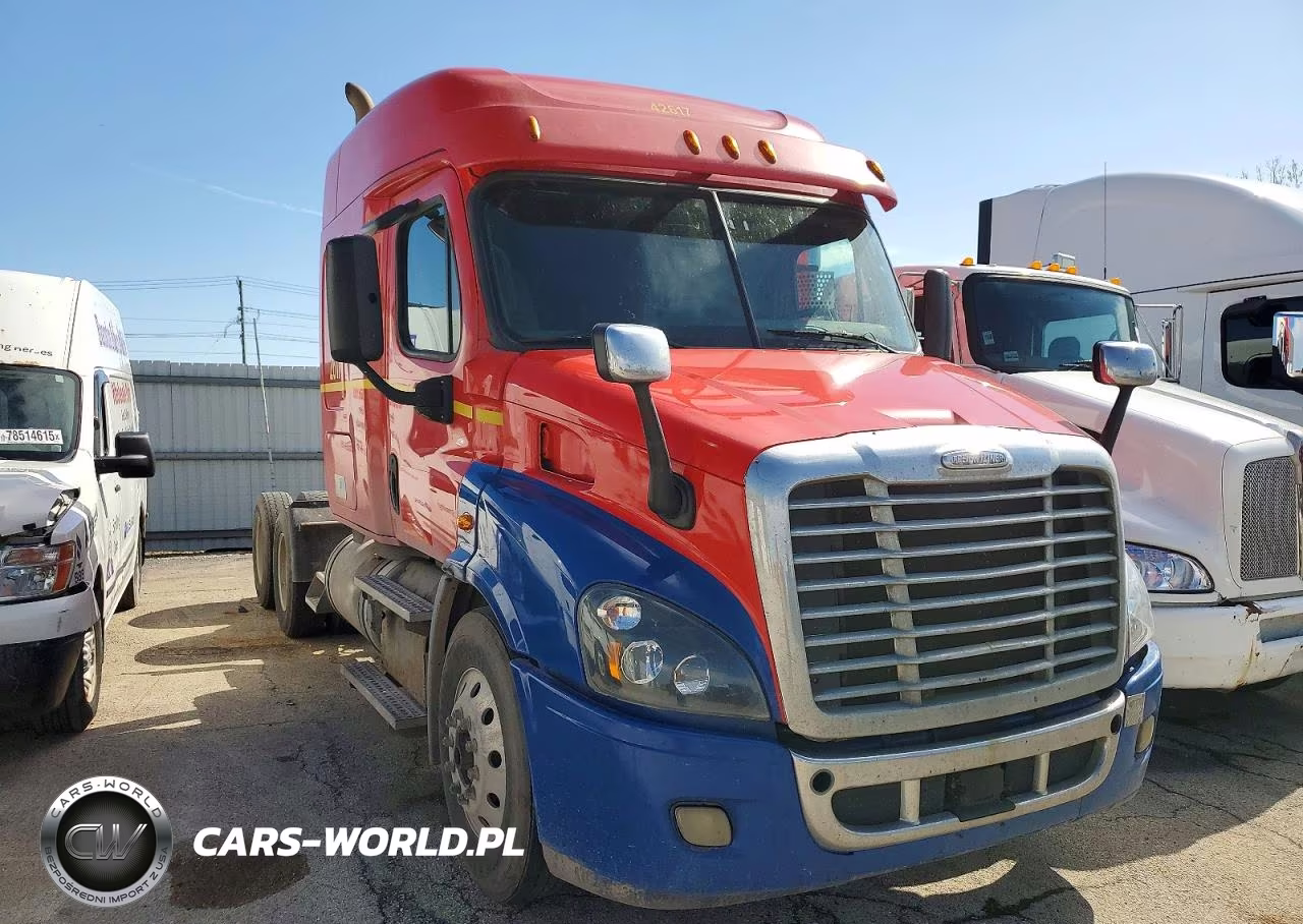2017 Freightliner Cascadia 113 Semi Truck