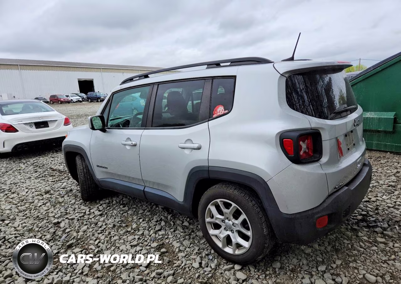 2018 Jeep Renegade Latitude VIN:ZACCJABB9JPH05325 - 2