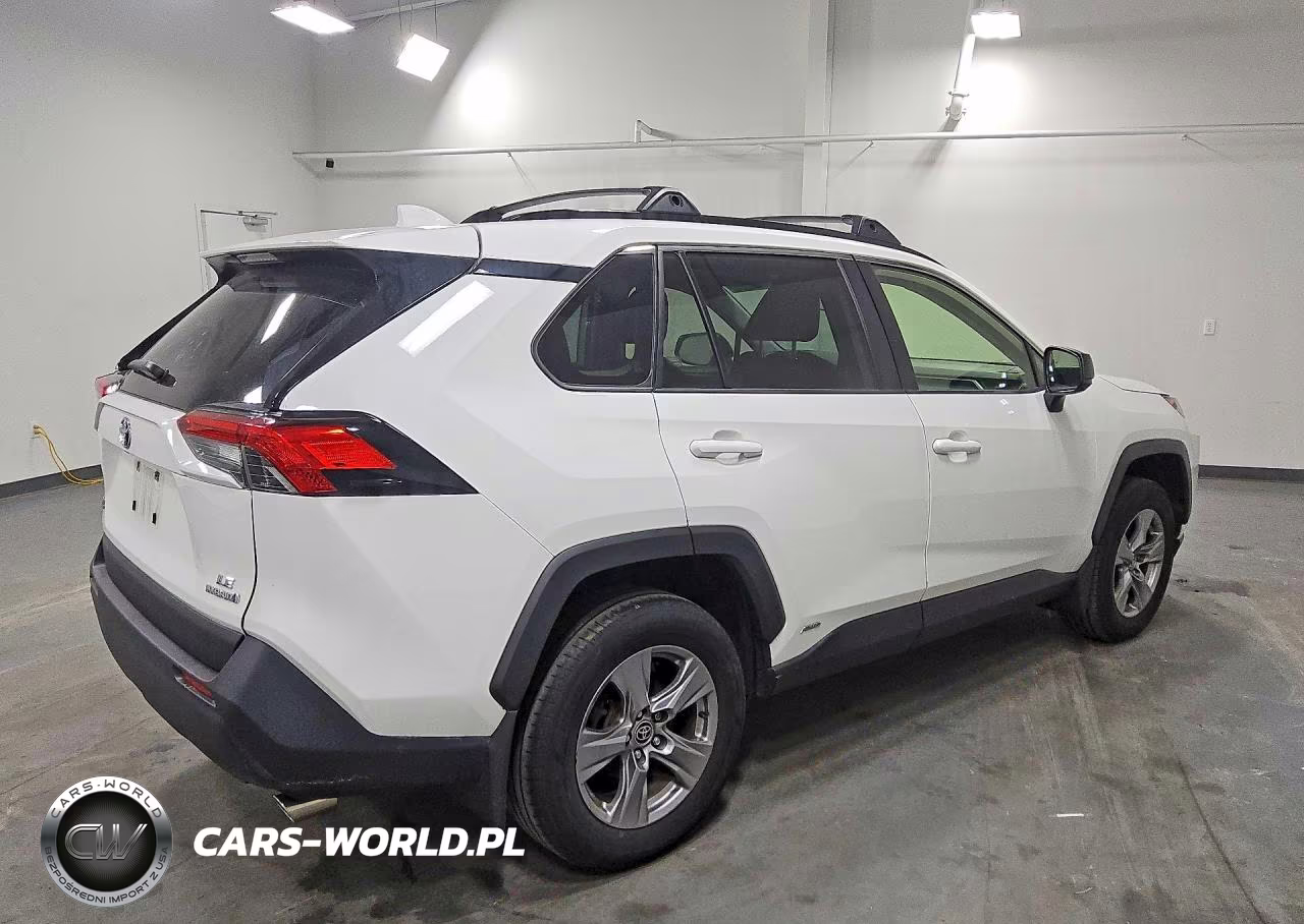 2022 Toyota Rav4 Le VIN:JTMLWRFV2ND150128 - 3