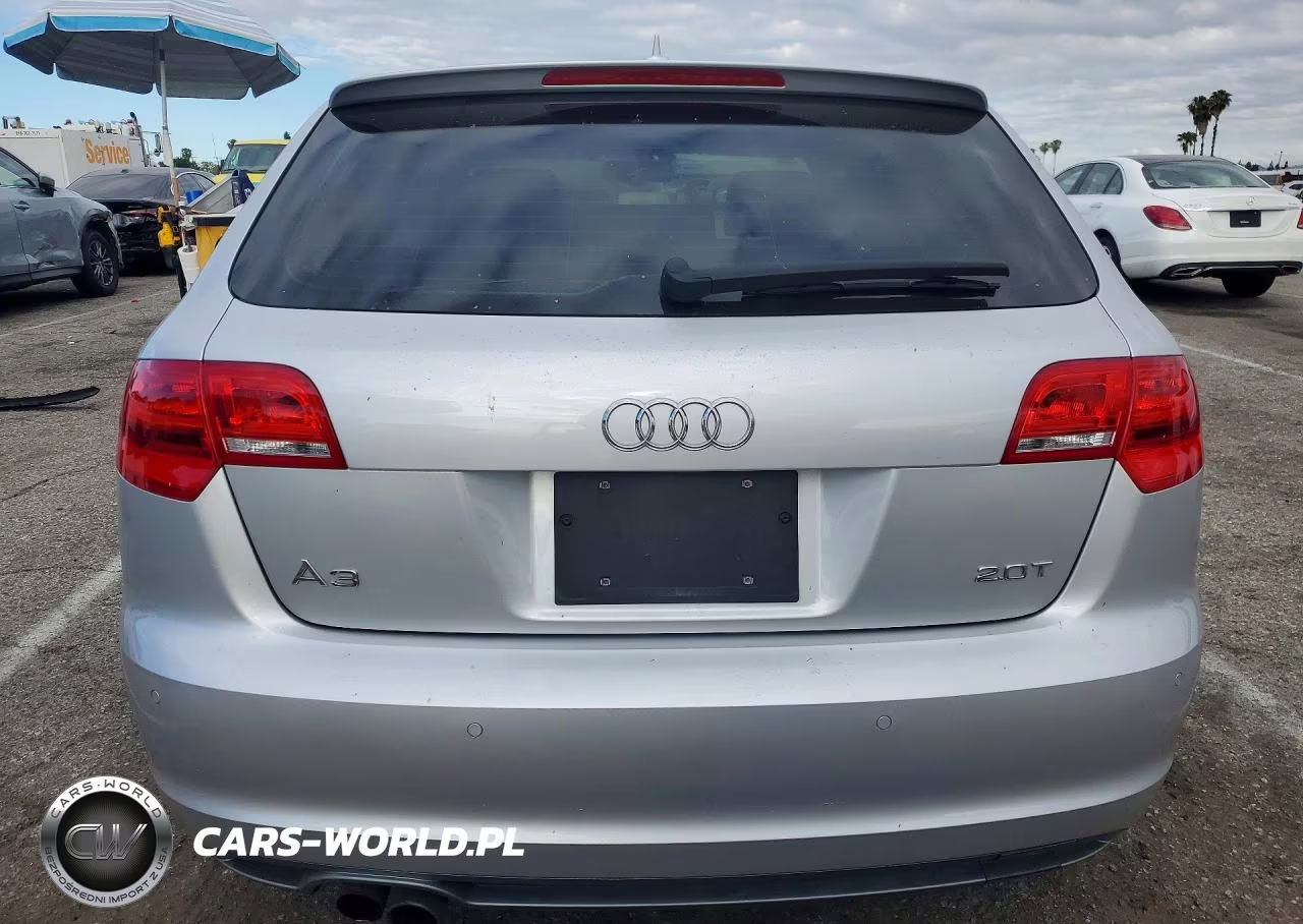 2012 Audi A3 Premium Plus VIN:WAUKEAFM1CA136384 - 6