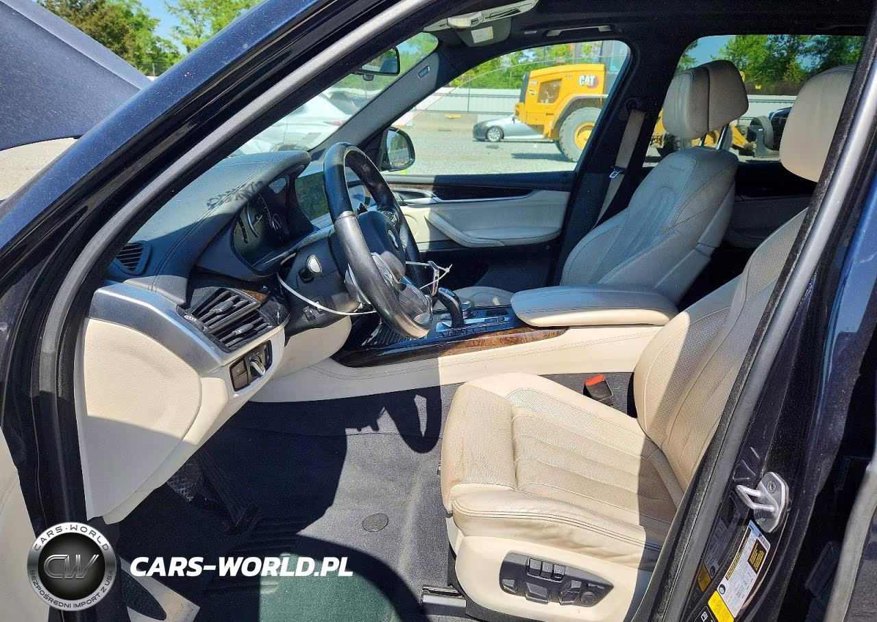 2017 BMW X5 xDrive35I VIN:5UXKR0C3XH0V76290 - 7