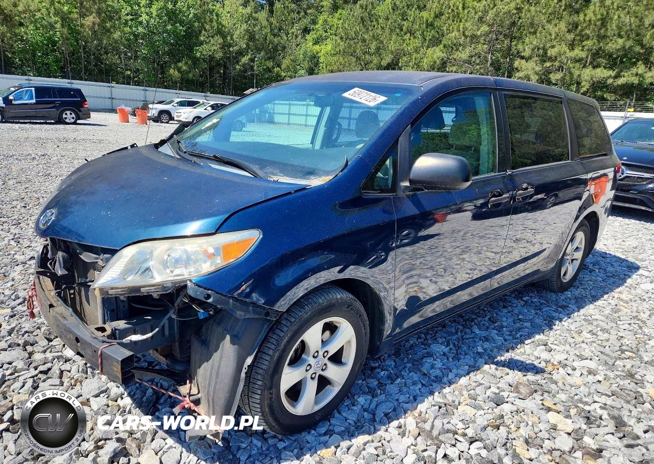 2011 Toyota Sienna Base 7-Passenger
