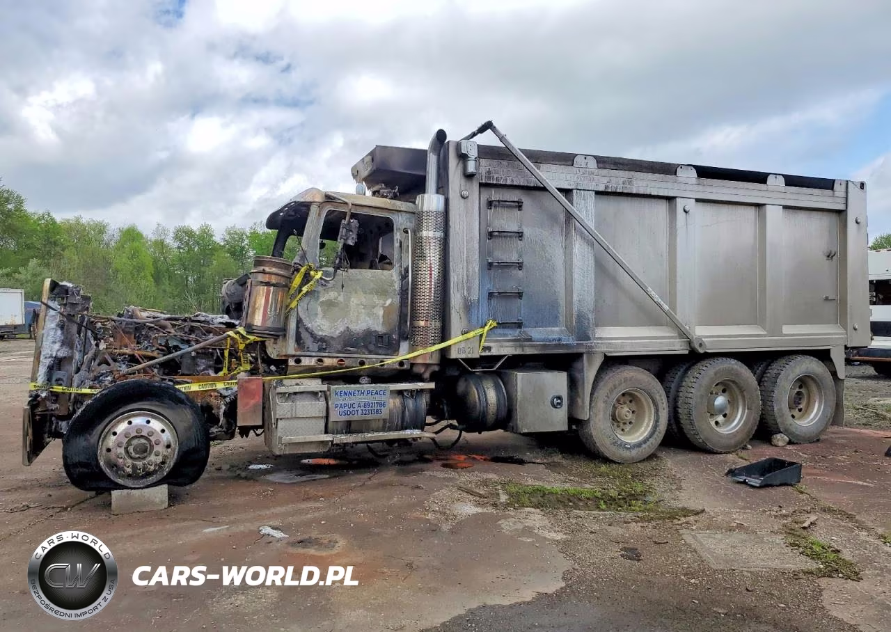 2022 Western Star 4900 Dump Truck VIN:5KKHABFG6NPNM5469 - 9