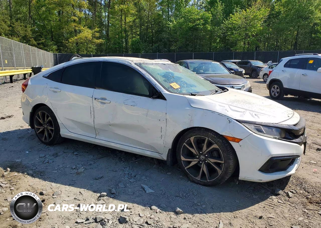 2019 Honda Civic Sport VIN:2HGFC2F83KH553820 - 4