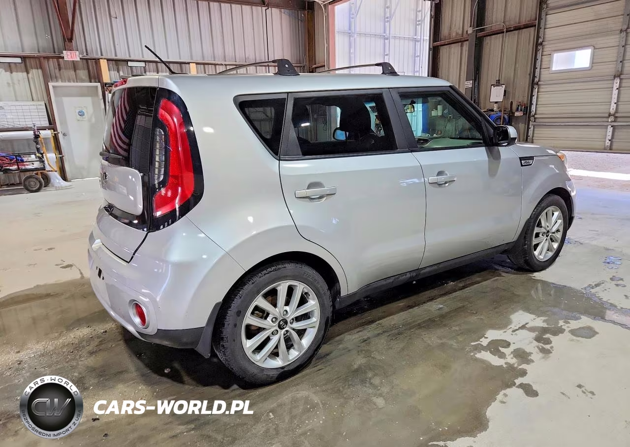 2017 Kia Soul + VIN:KNDJP3A59H7485544 - 3