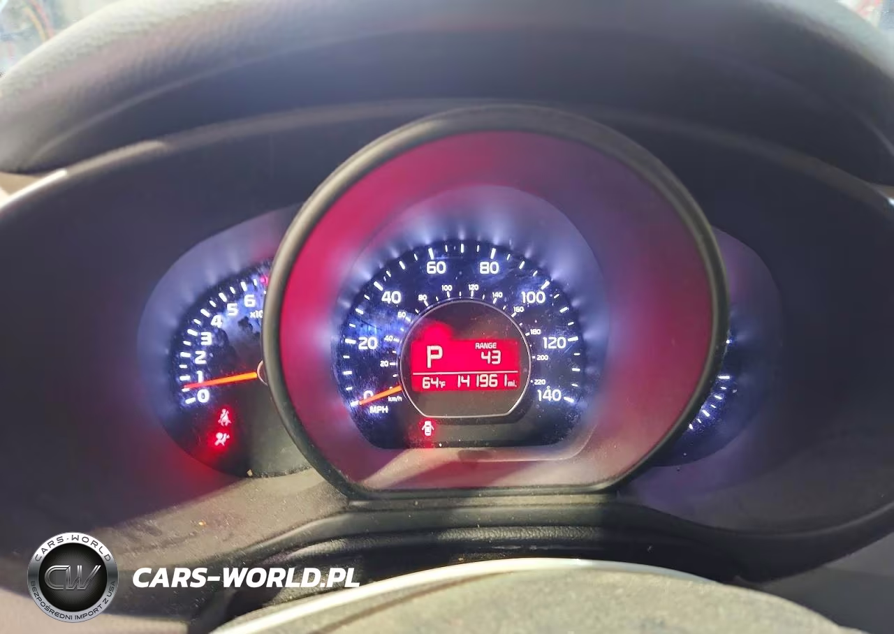 2017 Kia Soul + VIN:KNDJP3A59H7485544 - 9