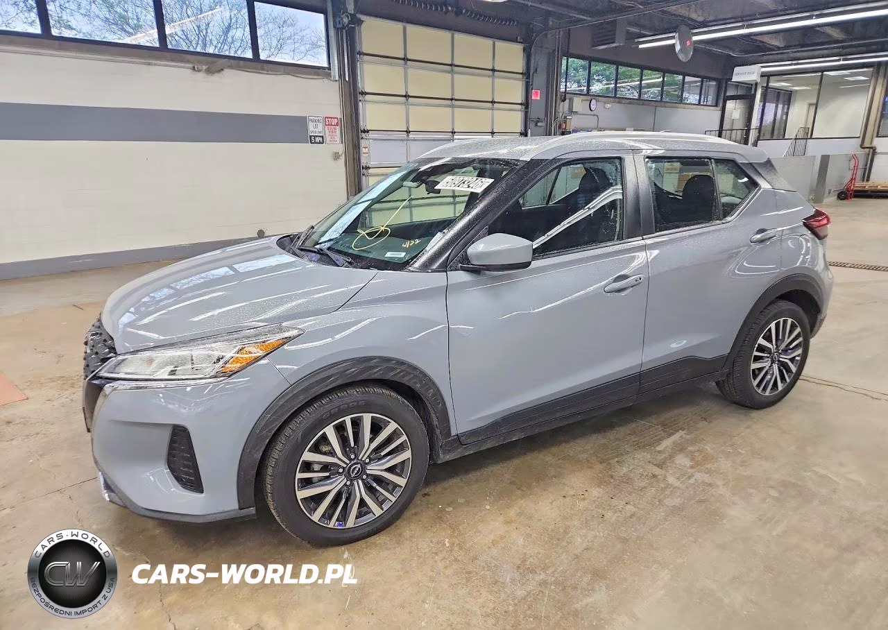 2023 Nissan Kicks Sv