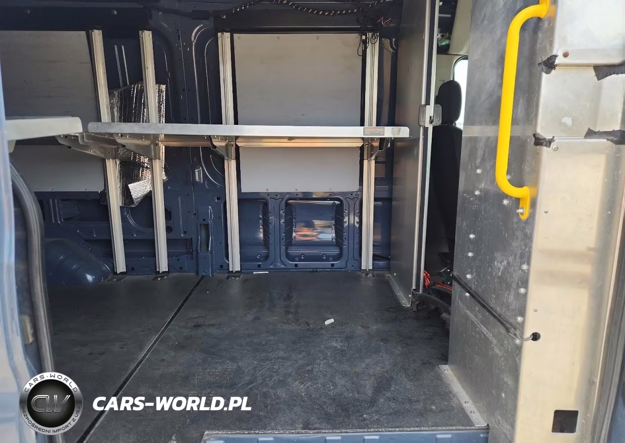2020 Ford Transit T-250 VIN:1FTBR3X85LKB27718 - 10