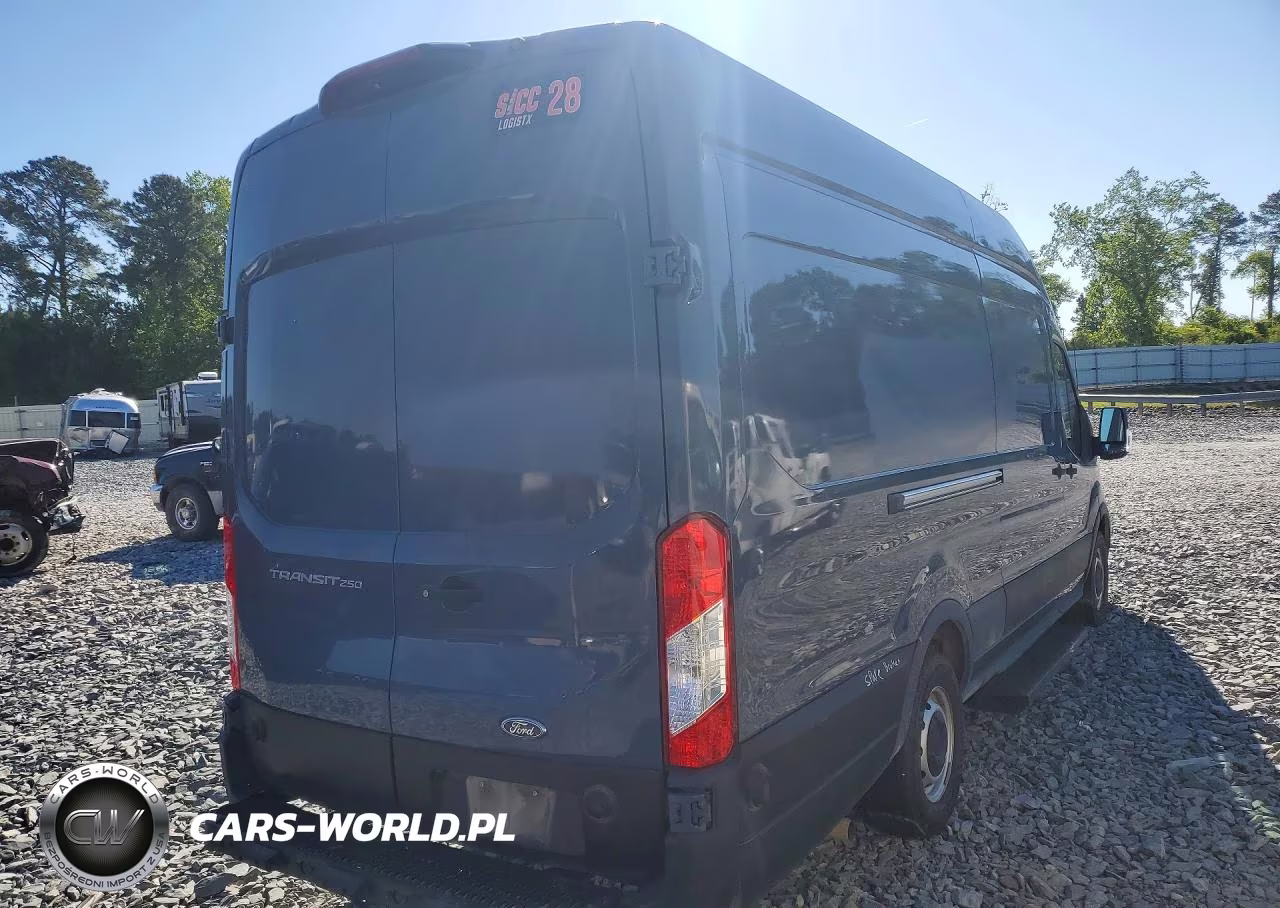 2020 Ford Transit 250 Delivery Van VIN:1FTBR3X80LKA72577 - 3