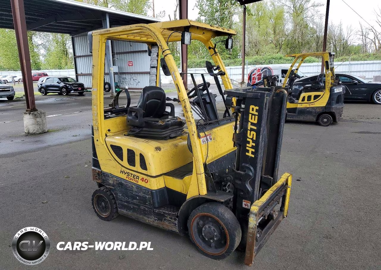 2016 Hyster Forklift