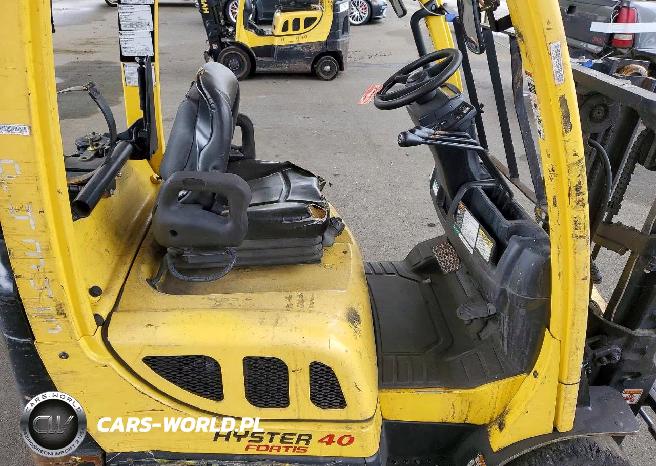 2016 Hyster Forklift VIN:H187V03950N - 5