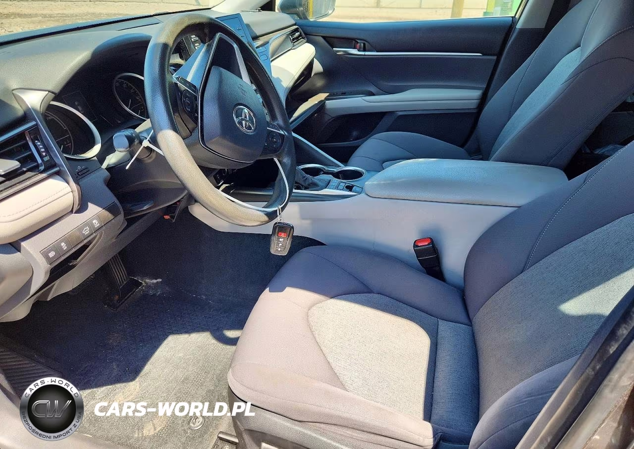 2022 Toyota Camry Le VIN:4T1C31AK8NU589739 - 7