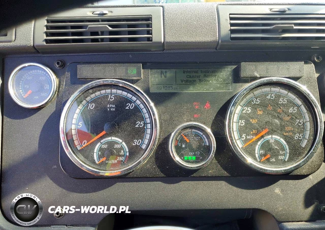 2016 Freightliner Cascadia 125 Semi Truck VIN:1FUJGLD57GLGS8813 - 8