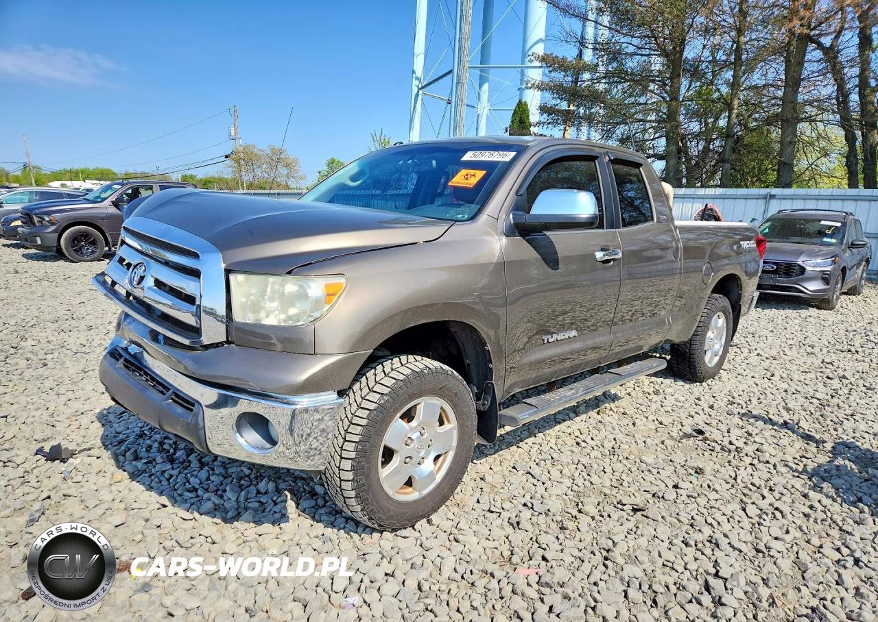 2013 Toyota Tundra Double Cab Sr5