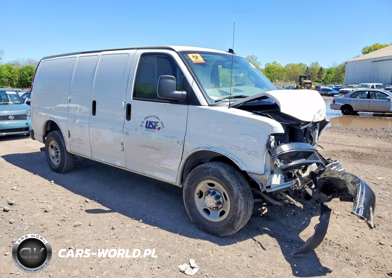 2023 Chevrolet Express G2500 VIN:1GCWGAFP1P1103464 - 4