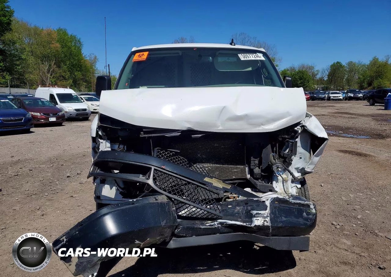 2023 Chevrolet Express G2500 VIN:1GCWGAFP1P1103464 - 5