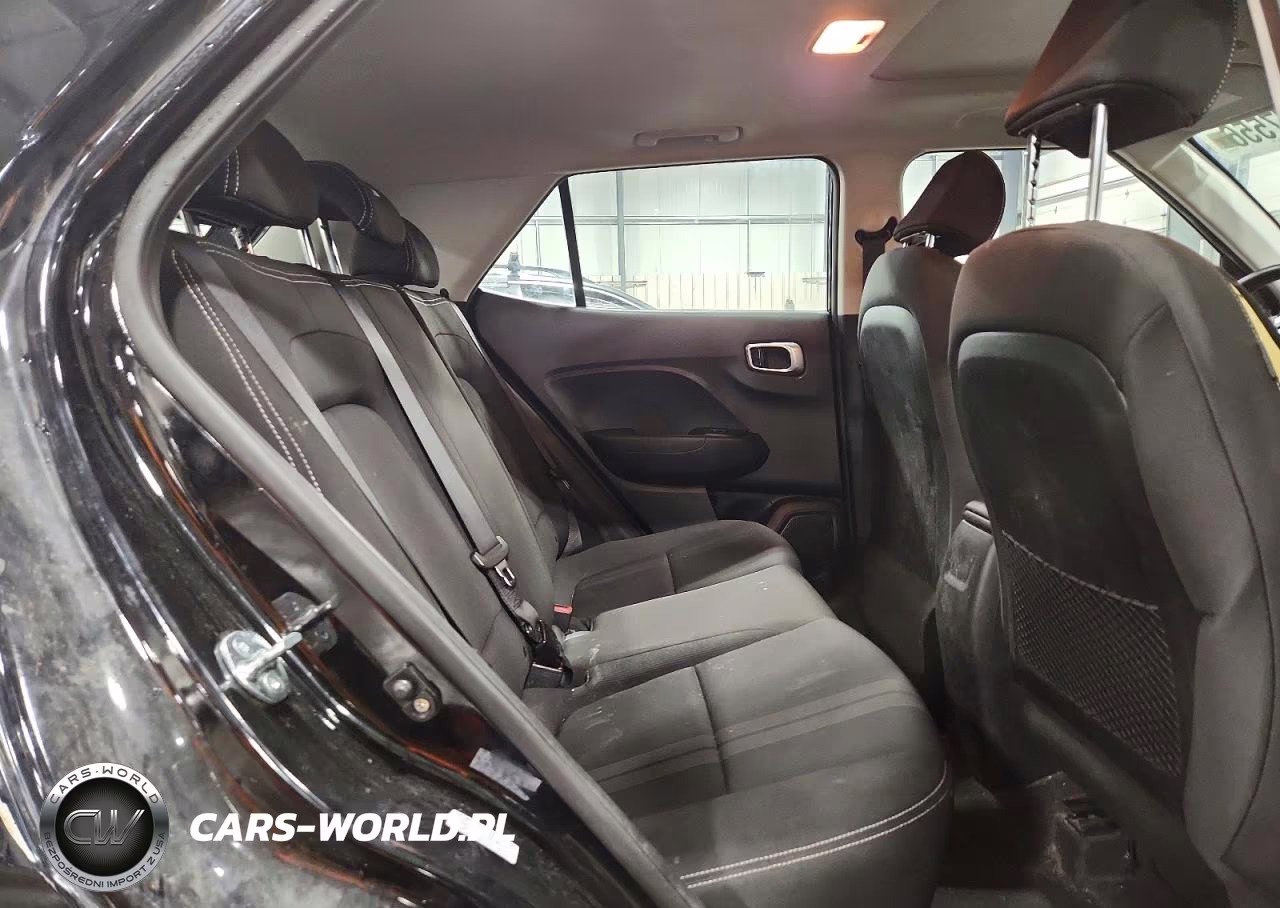 2023 Hyundai Venue Sel VIN:KMHRC8A30PU231551 - 11